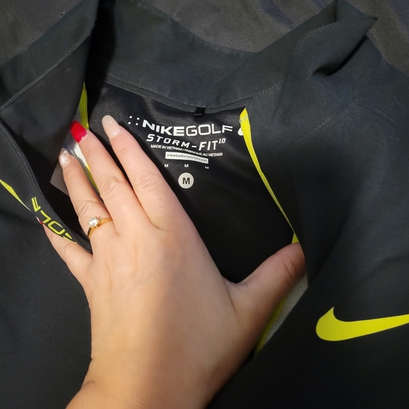 Nike golf storm-fit jacket - Picture 2 of 12